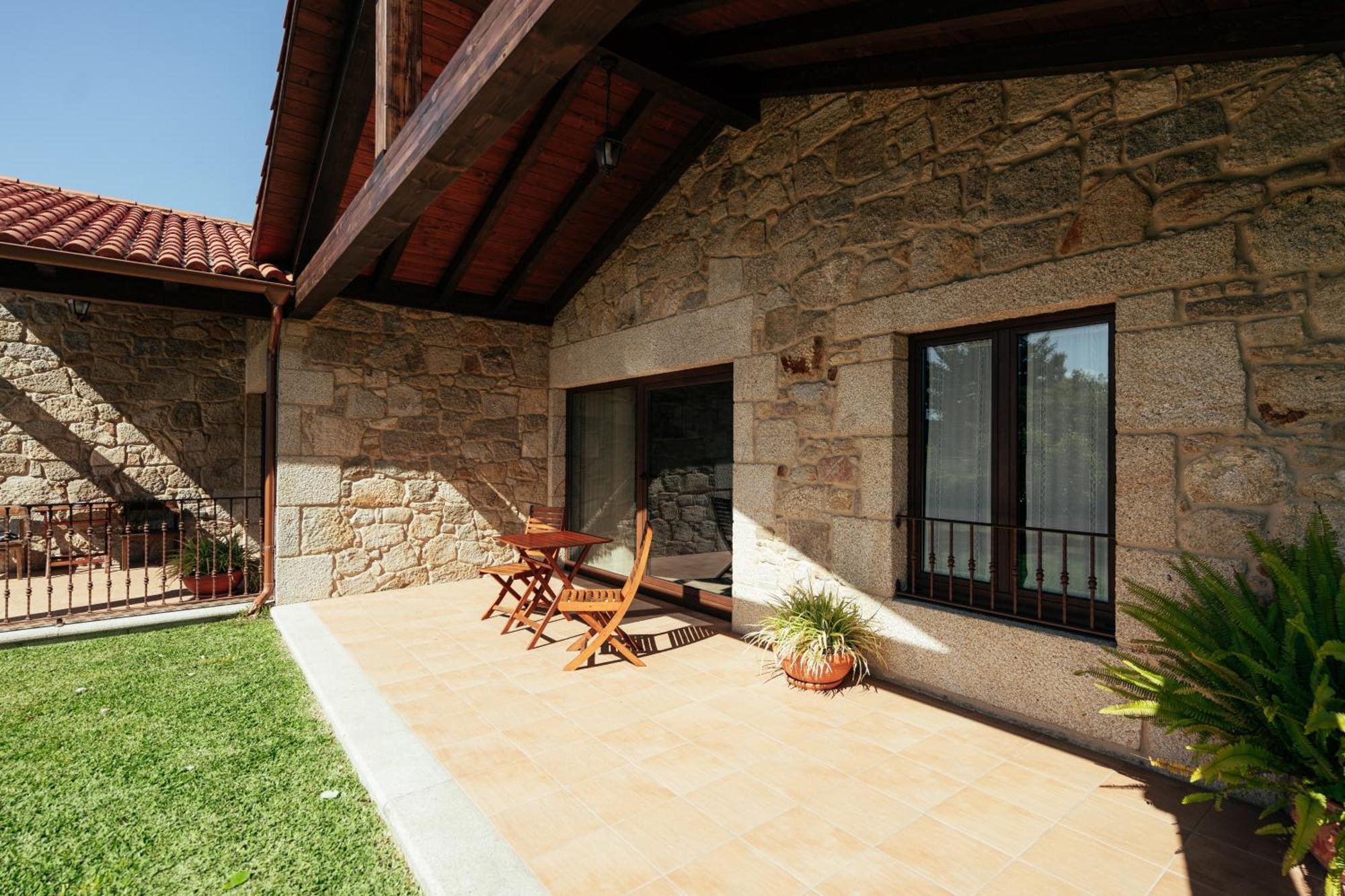 Os Miguelinos Guest House Catoira Exterior foto